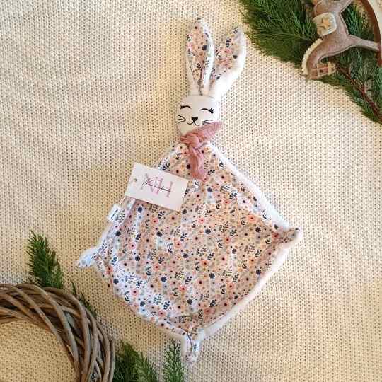 NONO HANDMADE nyuszis Szundikendő -Virágos rét