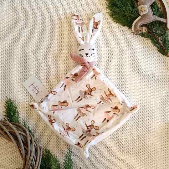 NONO HANDMADE nyuszis Szundikendő -La petit mouse